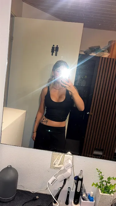 Kopi af   dansk pige 22 år model 🫦 muligt for næsten alt (2)